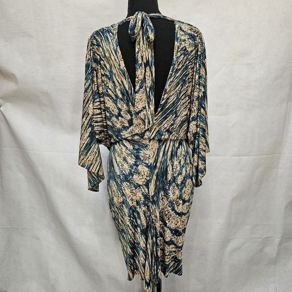 T-bags Los Angeles Asymmetrical Abstract Design Bat Wing Dress Size S - Picture 6 of 9